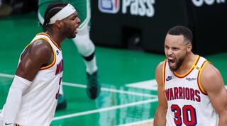 סטף קרי חוגג