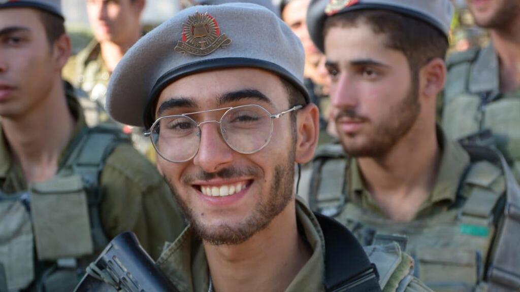 סמל אריאל סוסנוב, מירושלים, לוחם בגדוד ההנדסה 605, עוצבת 'ברק' (188), נפל בלחימה בצפון.