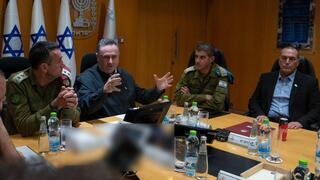 שר הביטחון ישראל כ"ץ בפגישה ראשונה עם הרמטכ"ל הרצי הלוי בפורום המטה הכללי