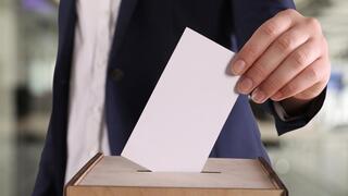 אילוס אילוסטרציה קלפי פתק בחירות נייר