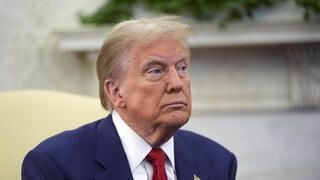 ארה"ב דונלד טראמפ נפגש ב הבית הלבן עם ג'ו ביידן