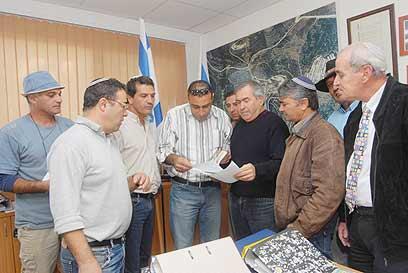 אביהו שפירא