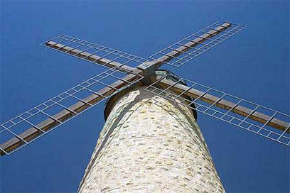 Montefiore Windmill in Jerusalem (Photo: Ron Peled) (צילום: רון פלד) Montefiore Windmill in Jerusalem (Photo: Ron Peled)