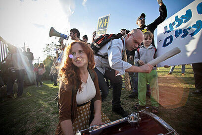 Став Шафир в 2011 году во время социальных протестов. Фото: Ноам Мошкович