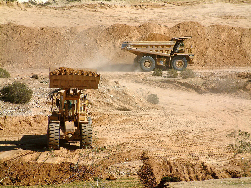 שיקום מחצבה מחצבות נחל סכר עבודות שיקום מקרוב (צילום: באדיבות הקרן לשיקום מחצבות) שיקום מחצבה מחצבות נחל סכר עבודות שיקום מקרוב