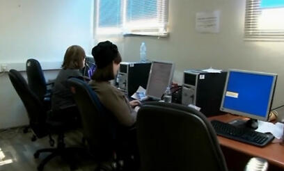 On the one hand, haredi establishment prevents women from being represented on its Knesset lists. On the other hand, it warns them not to create their own party (Illustration photo: Eli Mandelbaum) 