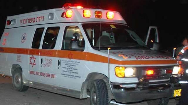 Magen David Adom ambulance (Photo: Herzl Yosef) (צילום: הרצל יוסף) Magen David Adom ambulance (Photo: Herzl Yosef)