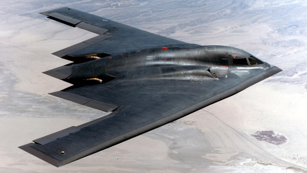 Бомбардировщик B-2