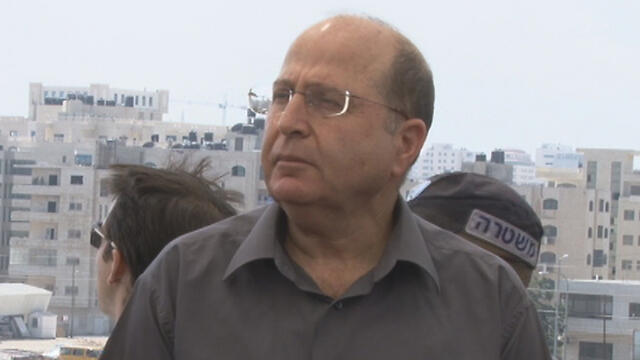 Моше (Буги) Яалон, начальник генштаба в 2002-2005, командовал операциями "Кешет ба-аин", "Йомей-тшува" (צילום: אלי מנדלבאום) Моше (Буги) Яалон, начальник генштаба в 2002-2005, командовал операциями "Кешет ба-аин", "Йомей-тшува"