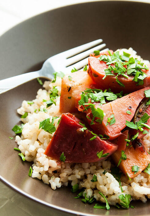 Кускус с овощами. Фото: Ори Шавит (צילום: אורי שביט) Кускус с овощами. Фото: Ори Шавит
