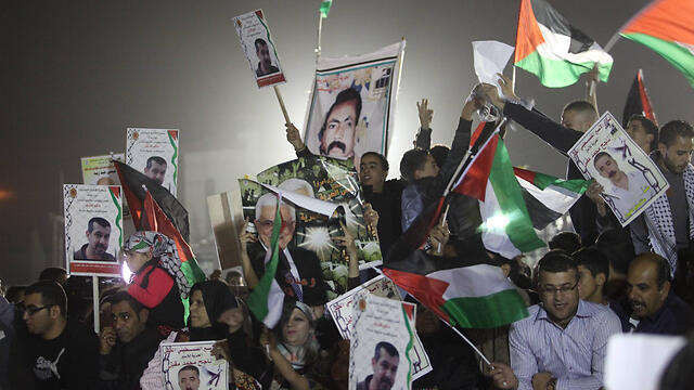 Террористы