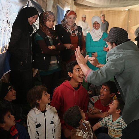 Syrian women and children at a refugee camp in Jordan (Photo: AP) (צילום: AP) Syrian women and children at a refugee camp in Jordan (Photo: AP)