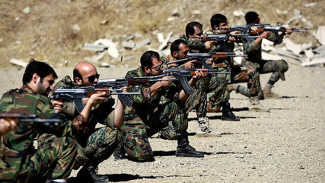 Basij, Iran's paramilitary forces, during training (Photo: AP)