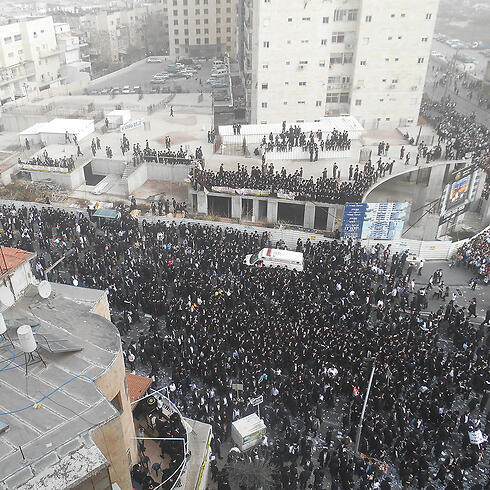 Mass rally in Jerusalem, Sunday (Photo: Eli Mendelbaum)