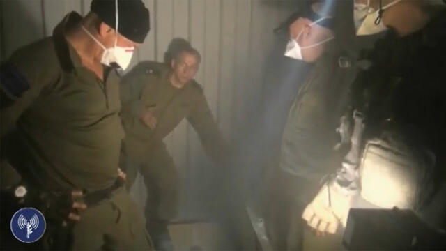 IDF fighters raid Kloc C arms ship in March 2014 (Photo: IDF Spokesperson's Unit) (צילום: דובר צה"ל) IDF fighters raid Kloc C arms ship in March 2014 (Photo: IDF Spokesperson's Unit)