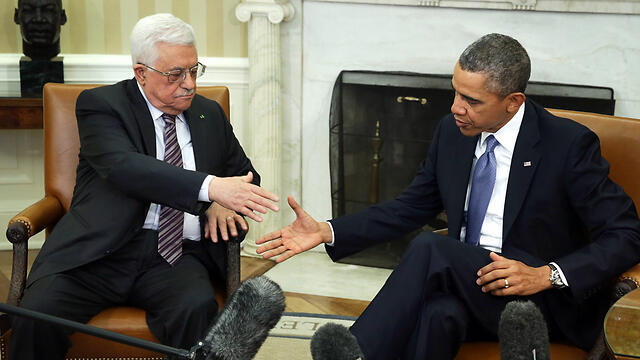 No historic handshakes were achieved under the Obama administration. (Photo: EPA)