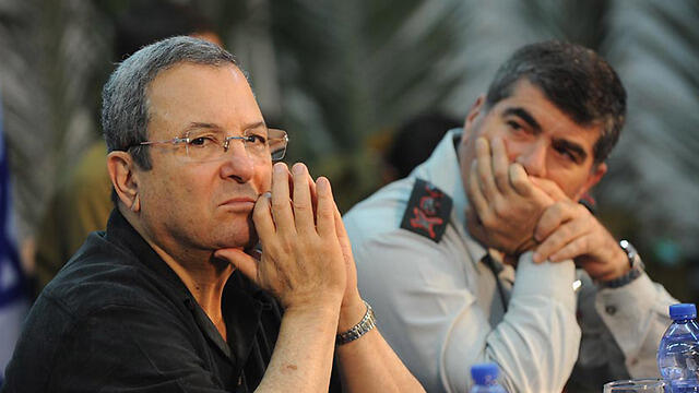 Эхуд Барак и Габи Ашкенази, 2010 год. Фото: Дуду Азулай