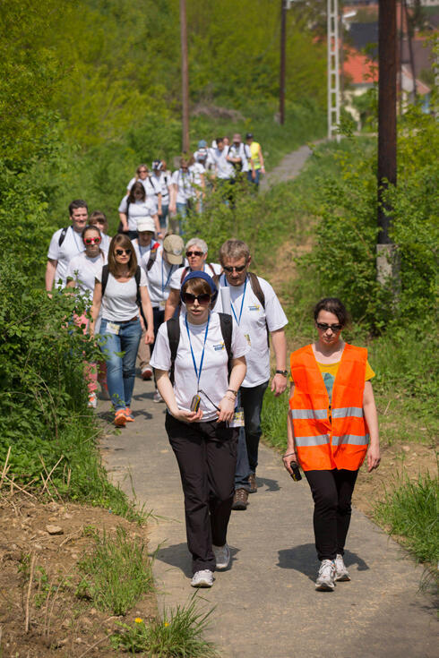 Hungarians in the 'March of Life' (Photo: AP) (צילום: AP) Hungarians in the 'March of Life' (Photo: AP)