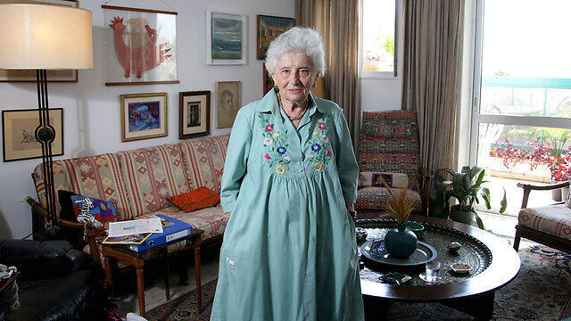 Рут Даян в платье от "Маскит". Фото: Абигайль Узи