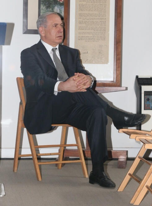 Netanyahu at Independence Hall (Photo: Motti Kimchi)
