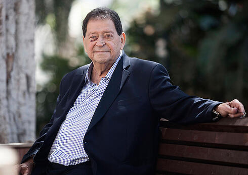Benjamin Ben-Eliezer (Photo: AP)
