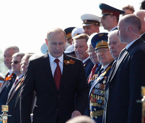 Russian President Vladimir Putin at last year's Victory Day ceremonies (Photo: Reuters) (צילום: רויטרס) Russian President Vladimir Putin at last year's Victory Day ceremonies (Photo: Reuters)
