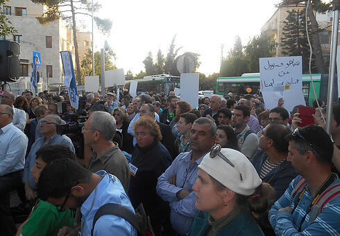 Arabs in Jerusalem (Photo: Eli Mendelbaum)