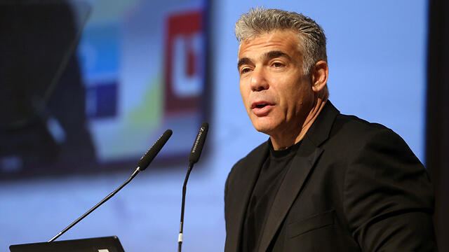 שר האוצר יאיר לפיד ב כנס כלכליסט ב מלון דיוויד אינטרקונטיננטל ב תל אביב