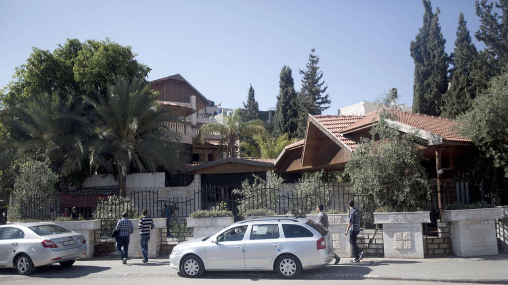 חמאס מפנים את ביתו של אבו מאזן עזה פיוס 