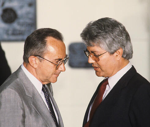 Moshe Arens (L) and David Levy, 1983