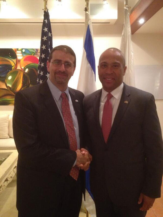 לכתבה! דבאל פטריק שגריר שפירו