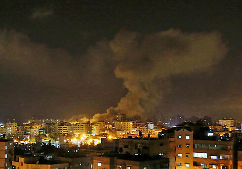 IAF attacks in Gaza (Photo: AP) (צילום: AP) IAF attacks in Gaza (Photo: AP)