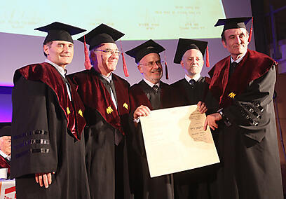 לכתבה בלבד! פרופ' רייף יהדות