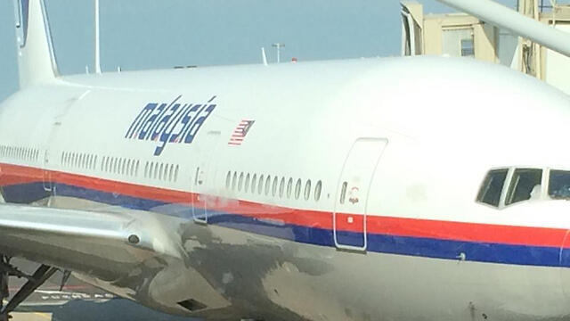 Последняя фотография самолета. Аэропорт Схипхол, Нидерланды. 17 июля 2014 годаnullnull Последняя фотография самолета. Аэропорт Схипхол, Нидерланды. 17 июля 2014 года