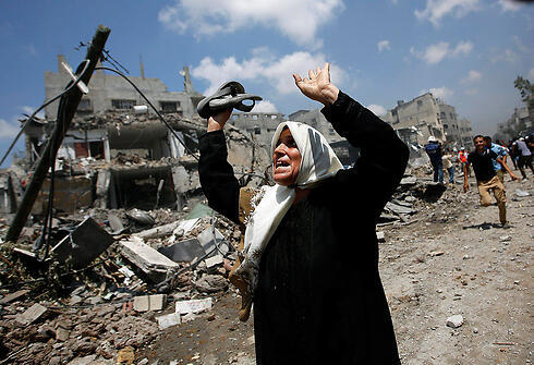 The destruction in Shejaia (Photo: EPA)