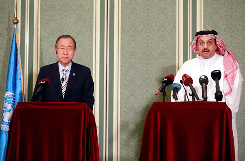 Qatar Foreign Minister Khaled al-Attiyah with UN cheif Ban (Photo: EPA) (צילום: EPA) Qatar Foreign Minister Khaled al-Attiyah with UN cheif Ban (Photo: EPA)
