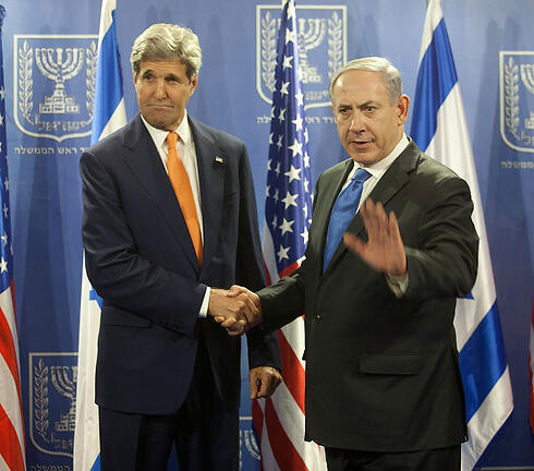 Kerry with Netanyahu in Jerusalem. (Photo: Motti Milrod) (צילום: מוטי מילרוד) Kerry with Netanyahu in Jerusalem. (Photo: Motti Milrod)