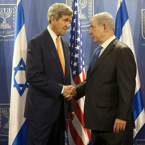 US Secretary of State John Kerry and Prime Minister Benjamin Netanyahu (Photo: Moti Millrod) (צילום: מוטי מילרוד) US Secretary of State John Kerry and Prime Minister Benjamin Netanyahu (Photo: Moti Millrod)