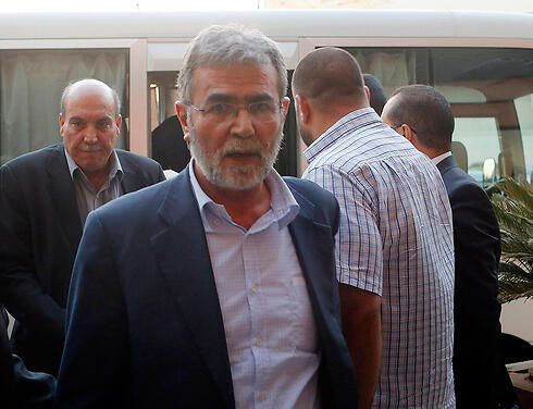 Palestinian delegation in Cairo (Photo: Reuters)