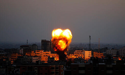 IAF strike in Gaza Strip (Photo: EPA) (צילום: EPA) IAF strike in Gaza Strip (Photo: EPA)