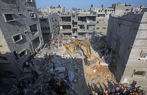 Gaza following Israeli strike (Archive photo: AFP) (צילום: AFP) Gaza following Israeli strike (Archive photo: AFP)