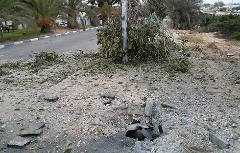 Rocket hits Eshkol (Photo: Sivan Saporta)