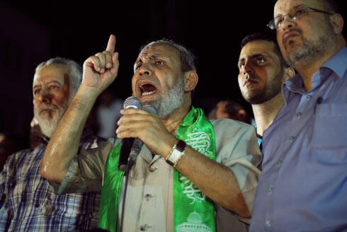 Senior Hamas official a-Zahar refused Israel's terms to allow search for the missing terrorists in return for the return of Israeli MIAs (צילום: רויטרס) Senior Hamas official a-Zahar refused Israel's terms to allow search for the missing terrorists in return for the return of Israeli MIAs