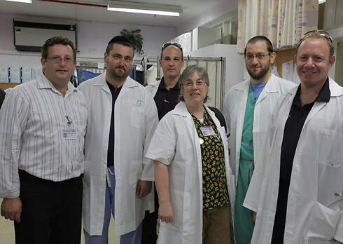 EVP volunteers at Barzilai (Photo: EVP) (צילום: EVP) EVP volunteers at Barzilai (Photo: EVP)