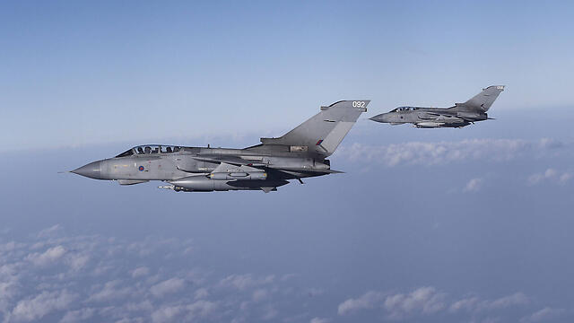 Фото: AFP (צילום: AFP PHOTO / CROWN COPYRIGHT / MOD 2014 / Neil Bryden) Фото: AFP