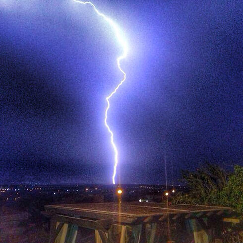 Lightning flashed in Kinneret as well (Photo: Yoni Nave)