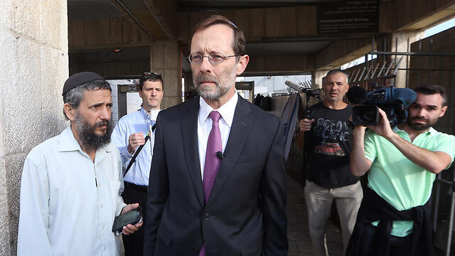 Likud MK Moshe Feiglin arriving at the Temple Mount (Photo: Gil Yohanan)