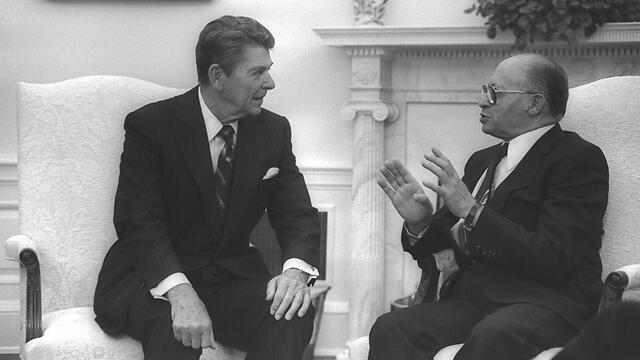 Begin with President Ronald Reagan at the White House in 1981 (Photo: Getty)