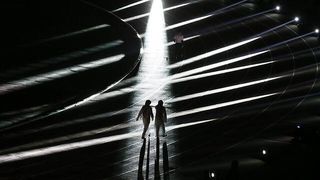 טקס הפתיחה כדורגל גביע המפרץ סעודיה נגד קטאר ריאד (צילום: AFP) טקס הפתיחה כדורגל גביע המפרץ סעודיה נגד קטאר ריאד