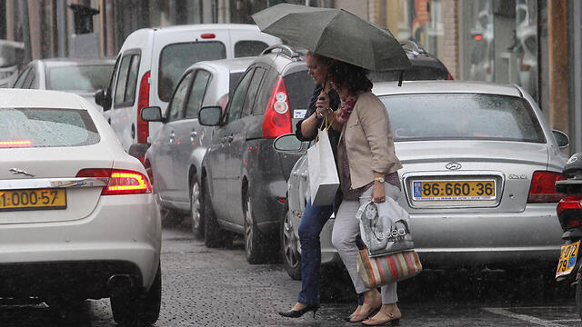 Heavy rains were also reported in Netanya (Photo: Ido Erez)